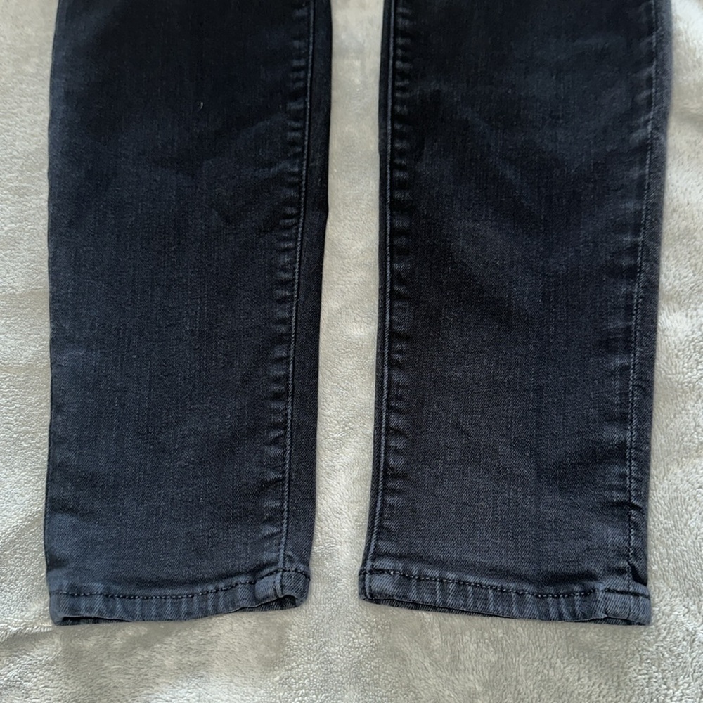 Vince ‘Riley’ Skinny Jeans - Picture 7 of 10
